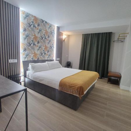 Hostal Fronton الكوبنذاس المظهر الخارجي الصورة