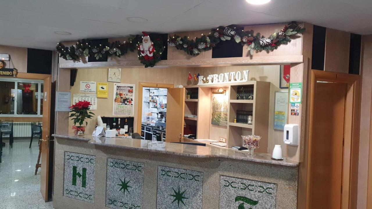Hostal Fronton الكوبنذاس المظهر الخارجي الصورة