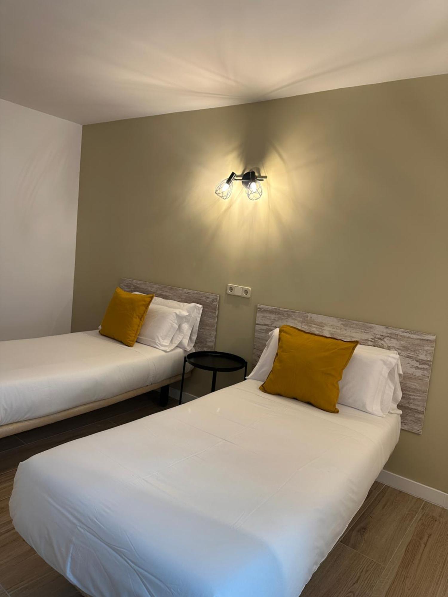 Hostal Fronton الكوبنذاس المظهر الخارجي الصورة