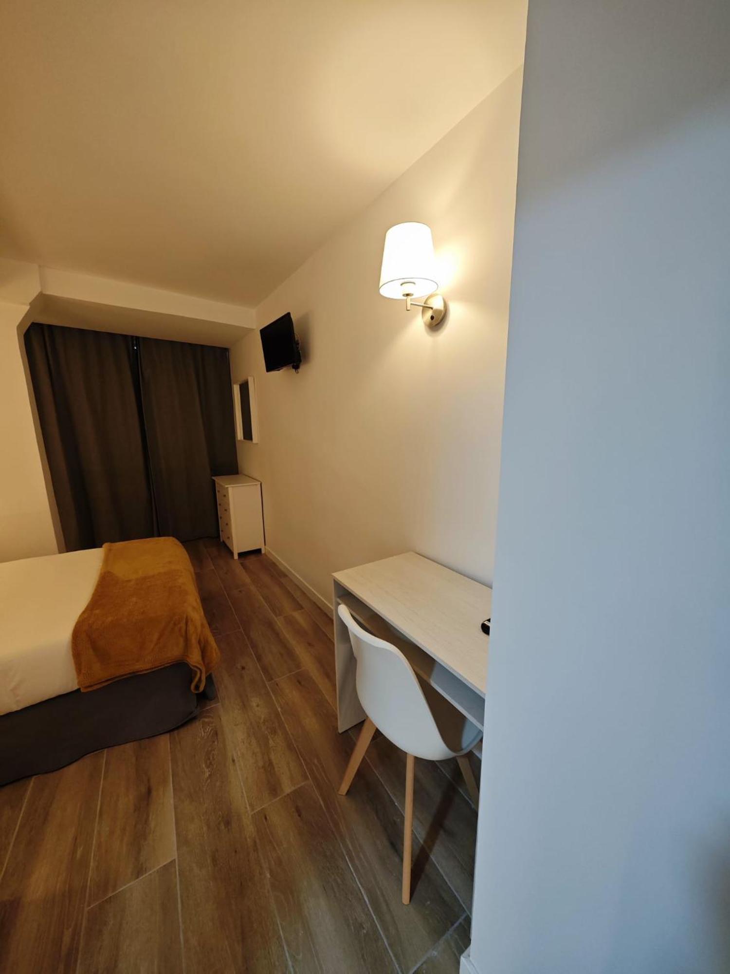 Hostal Fronton الكوبنذاس المظهر الخارجي الصورة