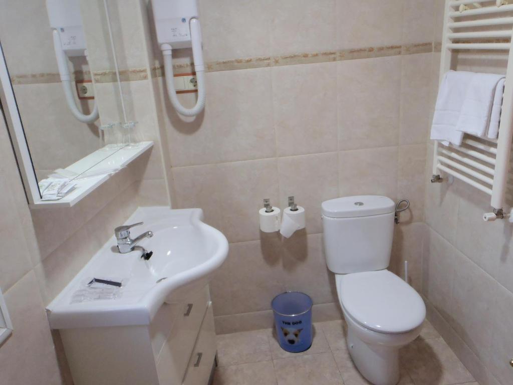 Hostal Fronton الكوبنذاس المظهر الخارجي الصورة
